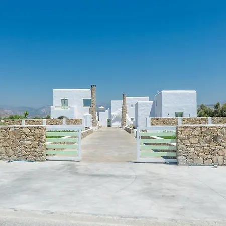 My Naxos Iiii アパート *