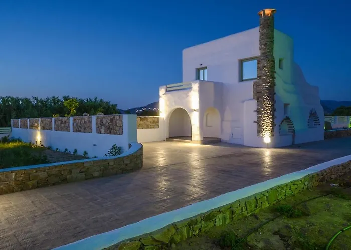 My Naxos Iiii アパート *