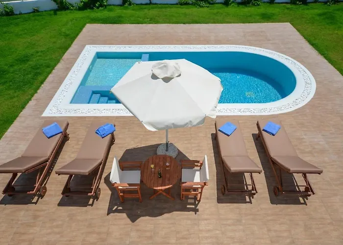 アパート My Naxos Iiii